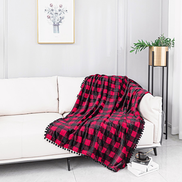 Printed flannel ball blanket